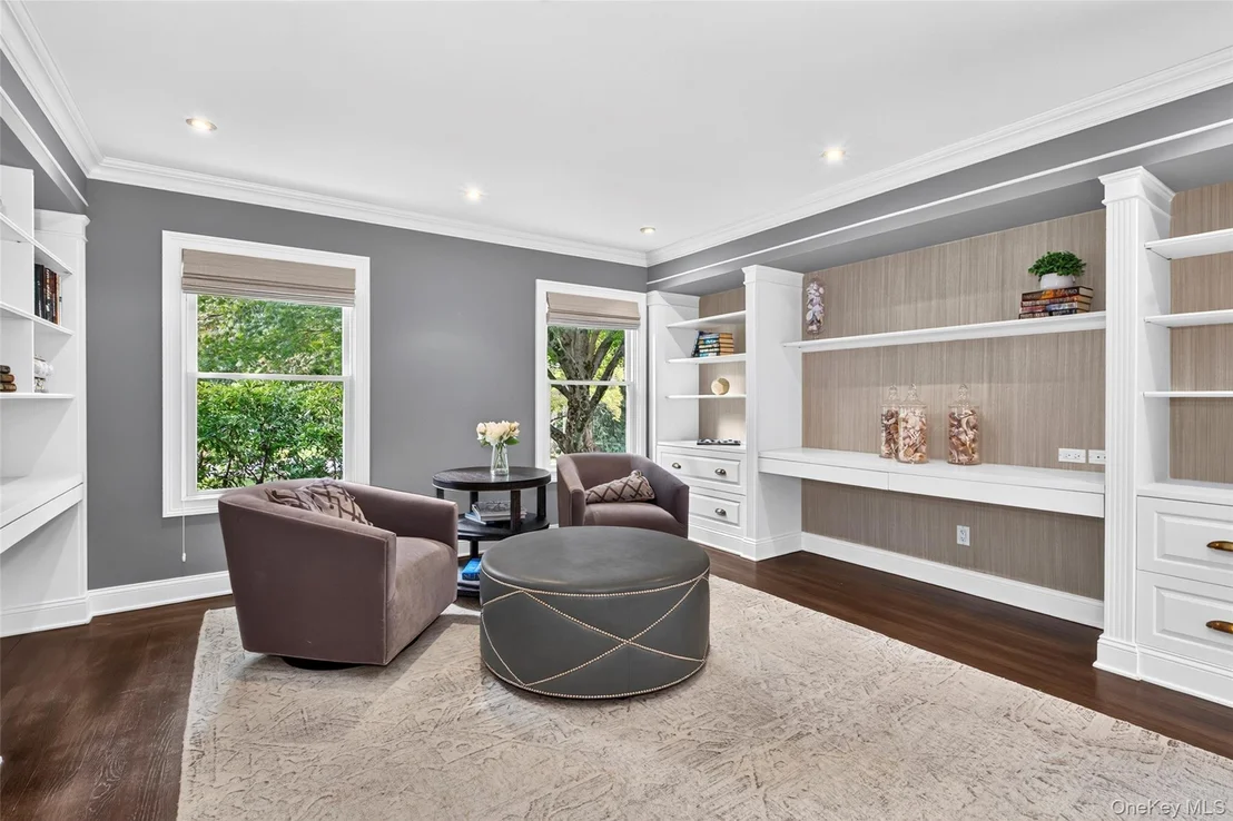 Photo of 27 Pinehurst Drive
