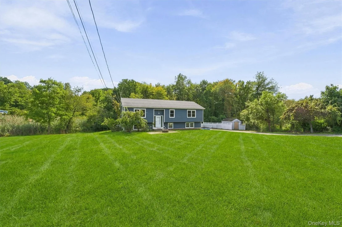 Photo of 77 Robin Drive