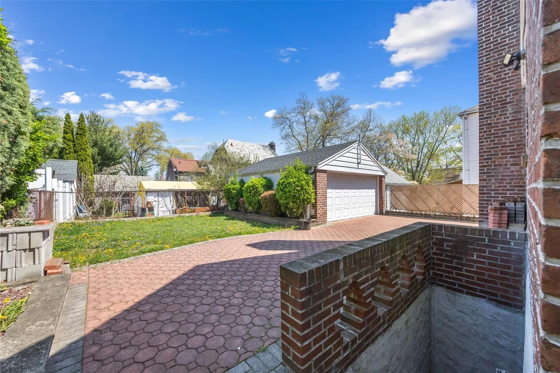 Photo of 15911 29th Avenue