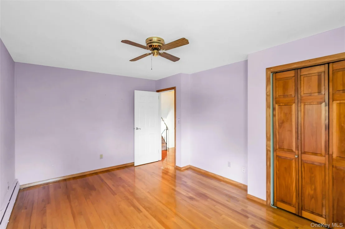 Photo of 4 Crabapple Lane