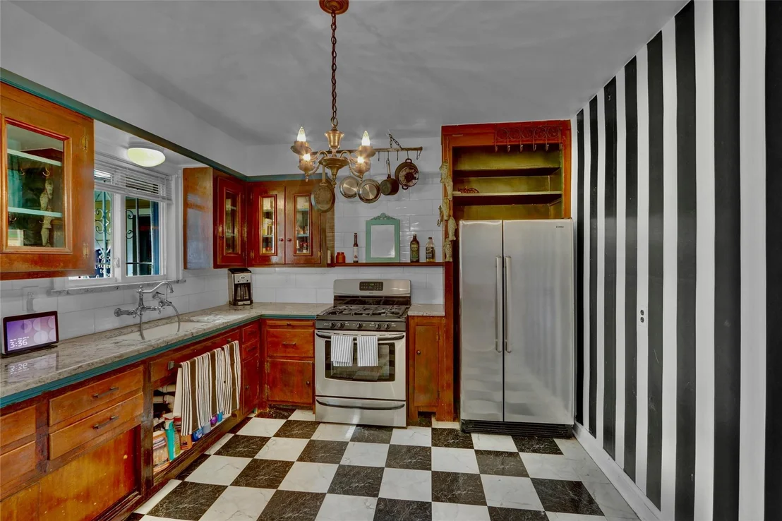 Photo of 255 Ocean Avenue
