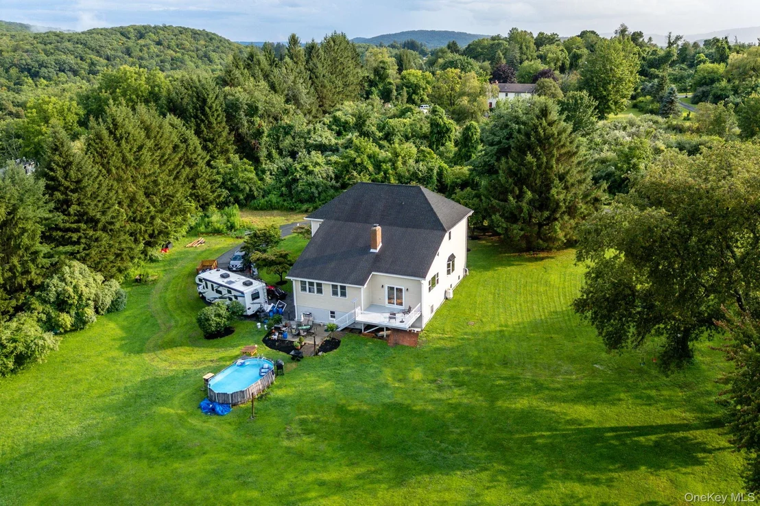 Photo of 75 Sunset Drive