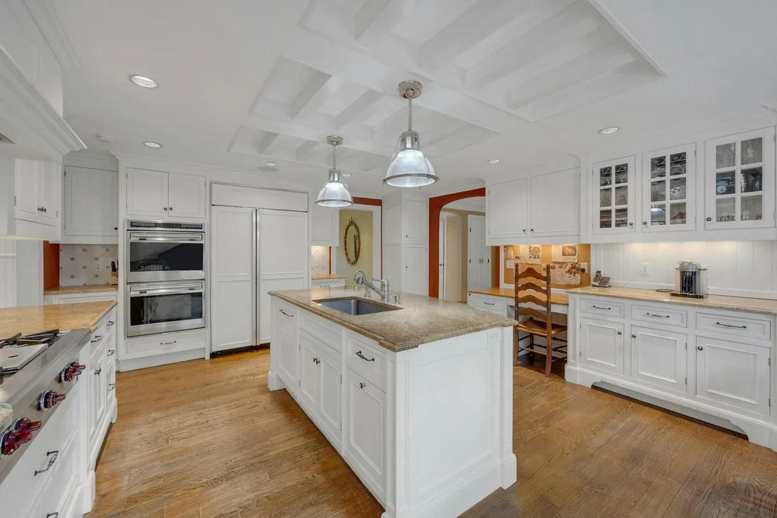 Photo of 280 Beverly Road
