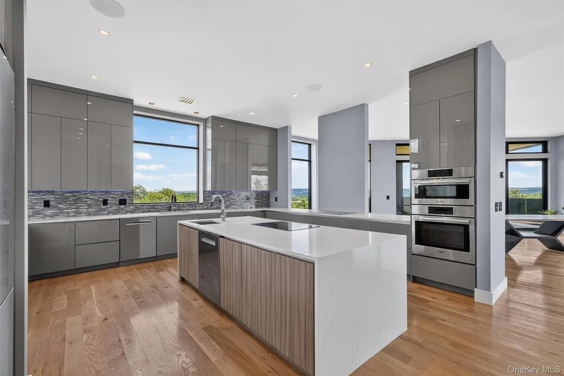 Photo of 30 High Ridge Road