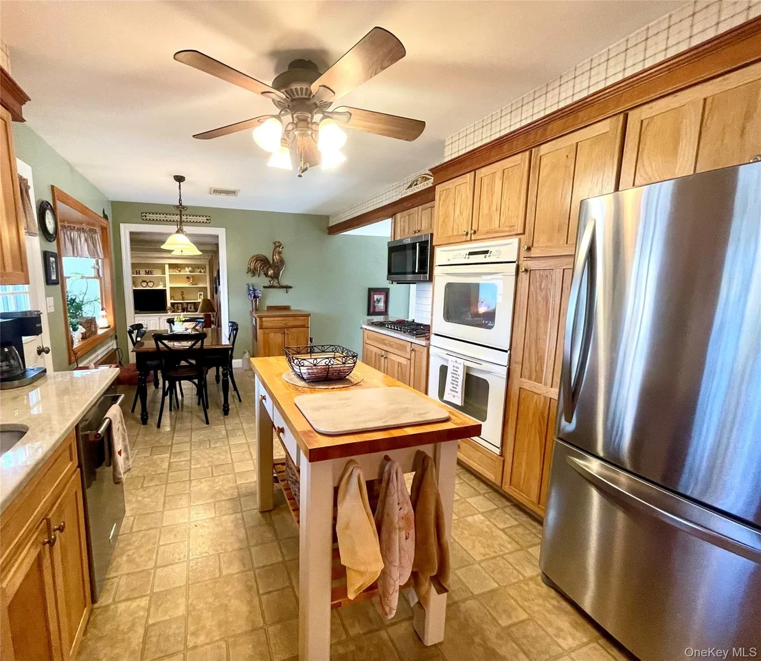 Photo of 4 Sylvan Way