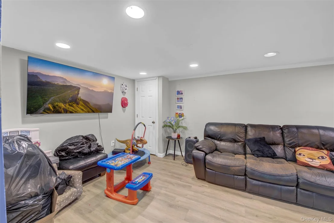 Photo of 11 Hollo Drive