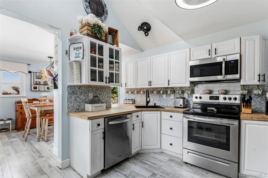 Photo of 19 Westbridge Drive