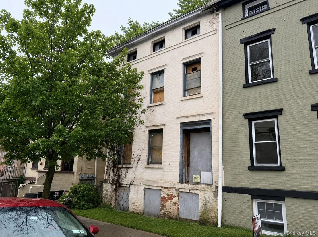 Photo of 169 Chambers Street