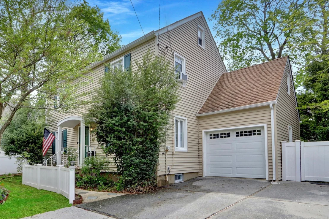 Photo of 255 Ocean Avenue