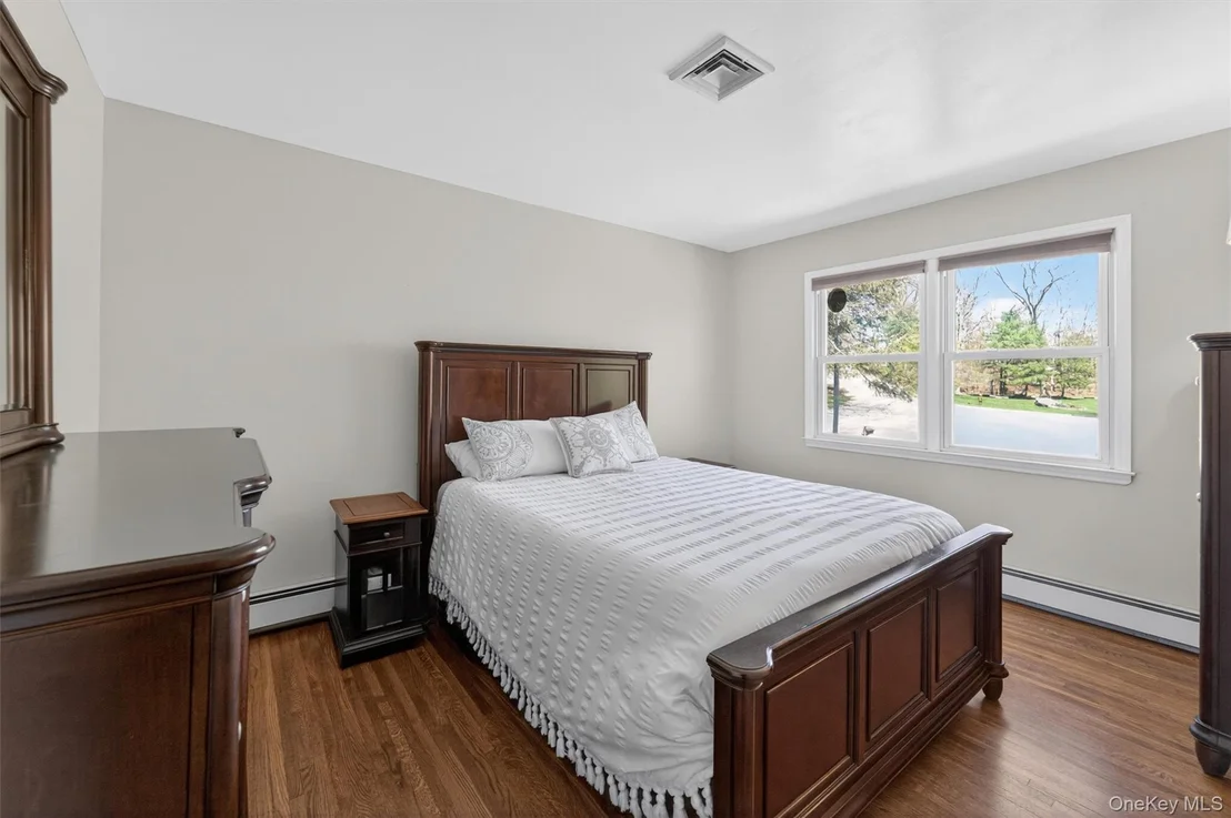 Photo of 76 Colonel Enoch Drive