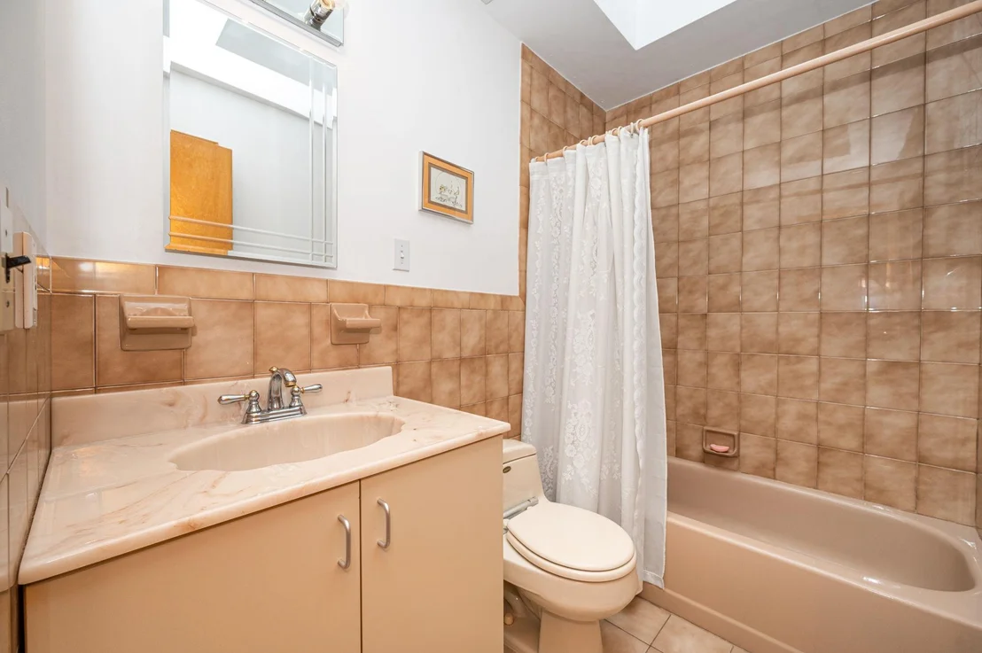 Photo of 52 Heston Road
