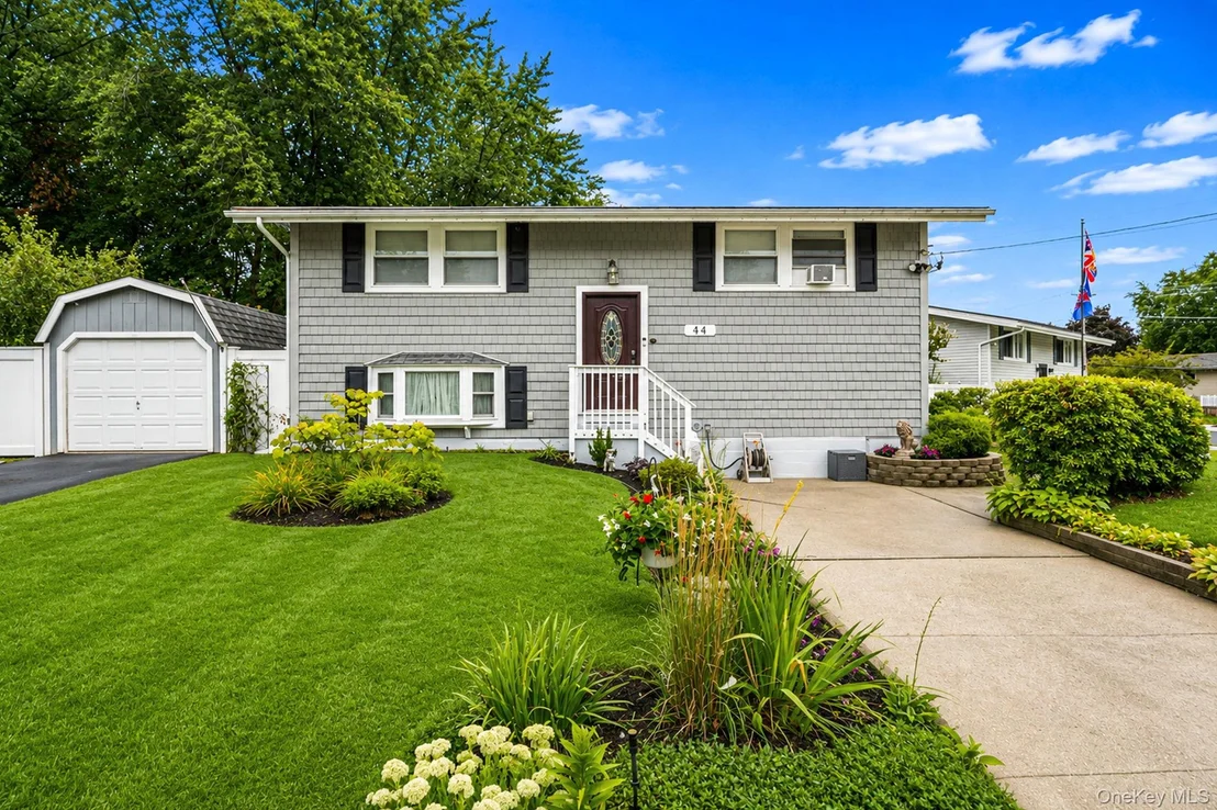 Photo of 44 Buckskin Lane