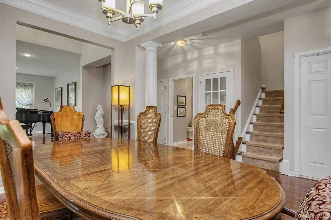 Photo of 760 Huntington Drive