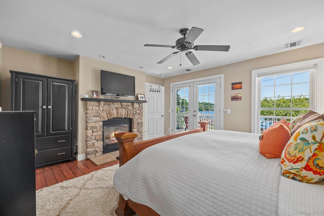Photo of 1 Colonial Drive