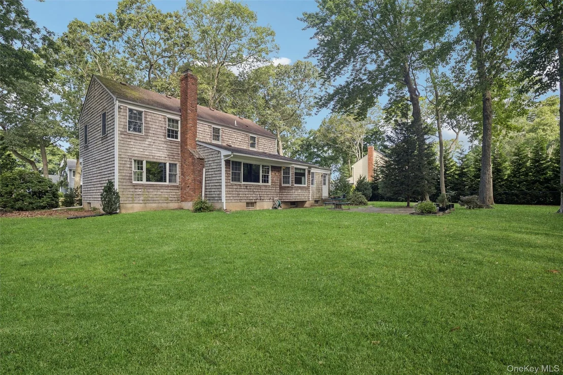 Photo of 30 White Birch Circle
