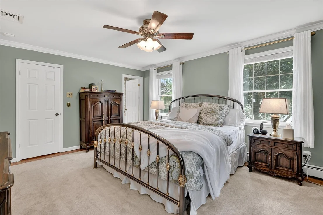 Photo of 38 Middale Road