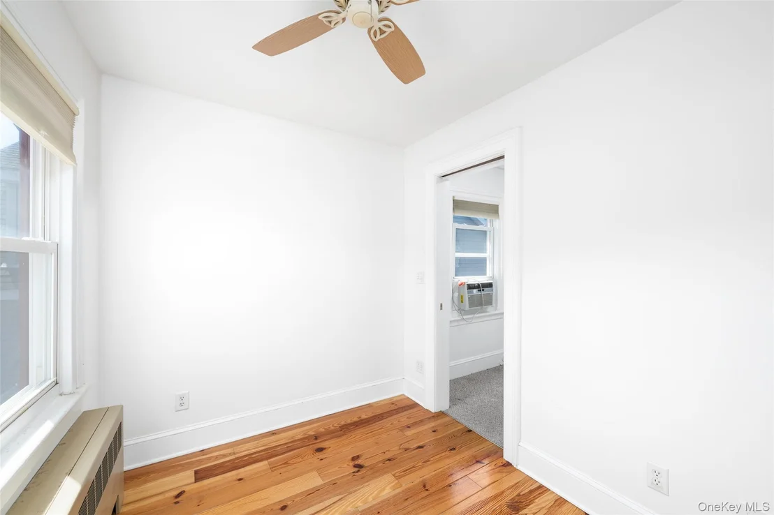 Photo of 39 N Chestnut Street