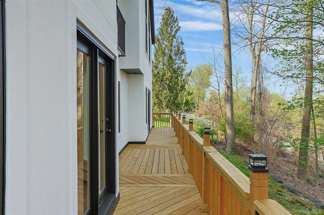Photo of 6 Treeline Terrace
