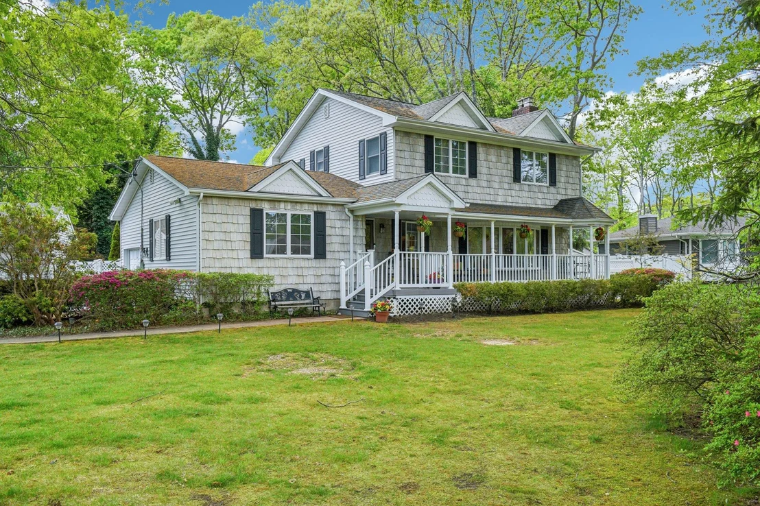 Photo of 8 Clover Drive