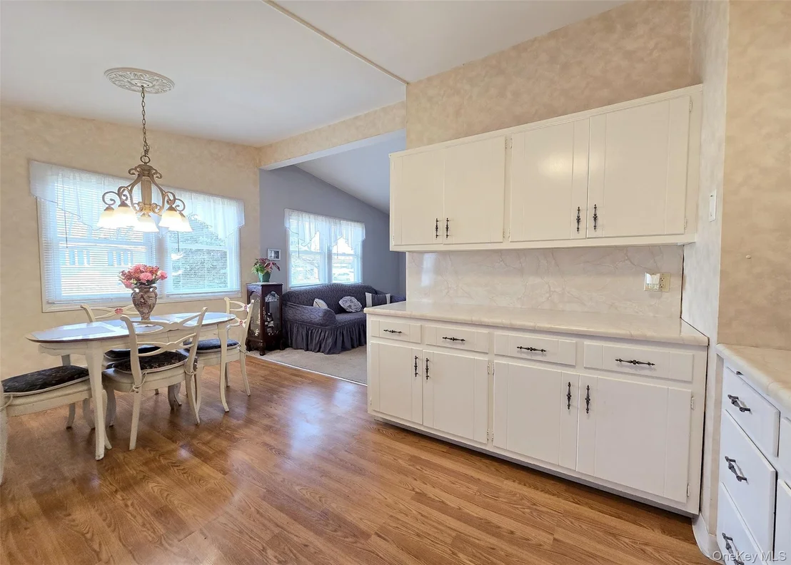 Photo of 32 Dennis Drive
