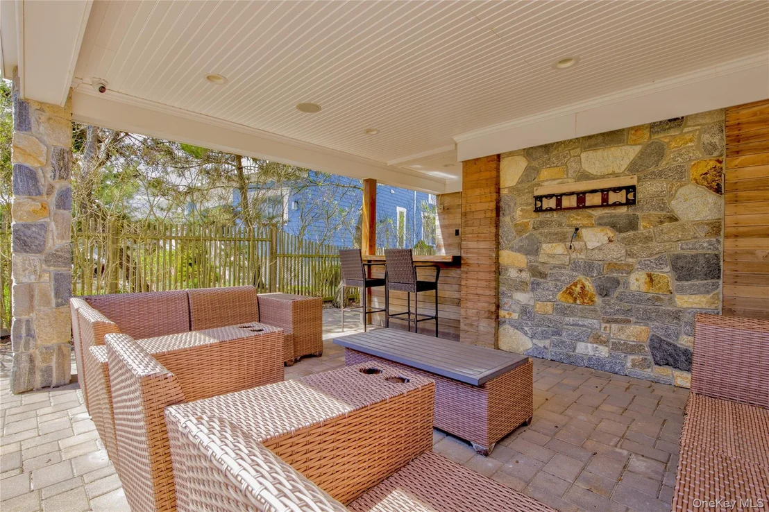 Photo of 879 Oceanfront