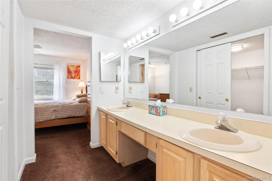 Photo of 5 Spruce Ridge Drive