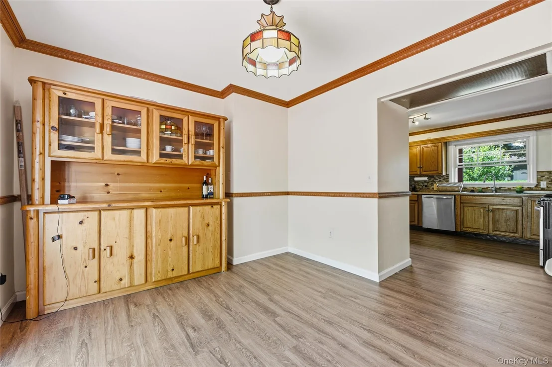 Photo of 200 Walnut Street