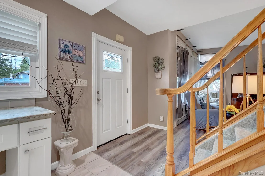 Photo of 121 Wright Avenue