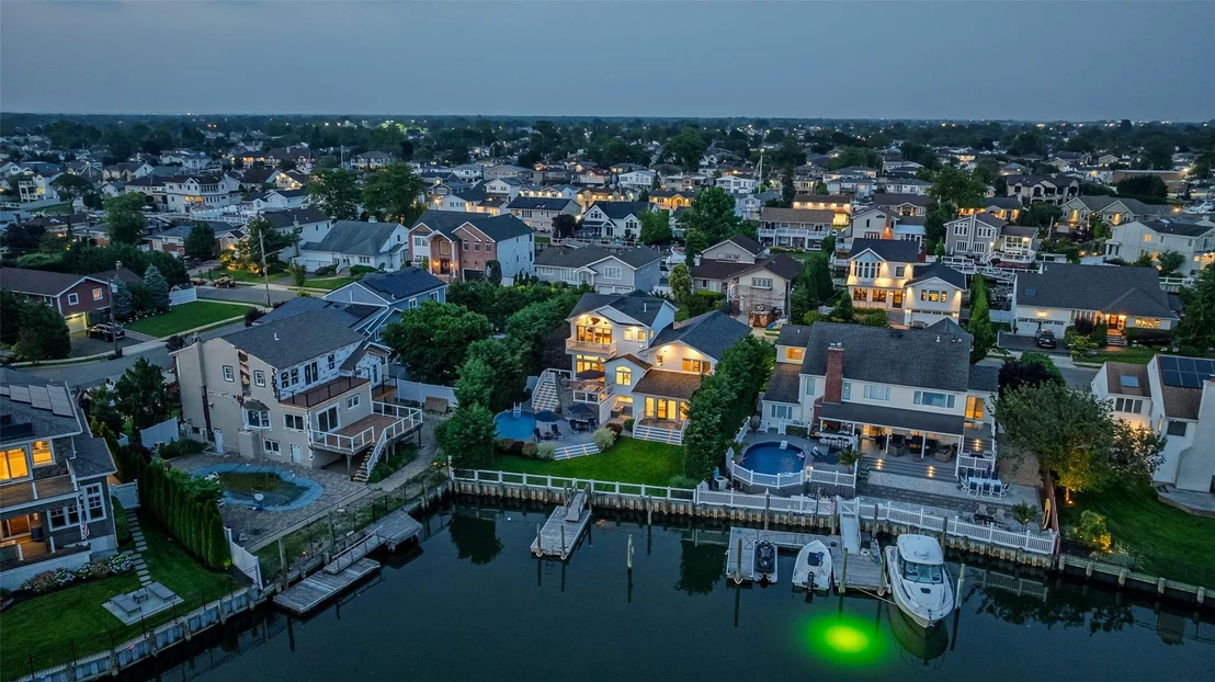 Photo of 2904 Harbor Road