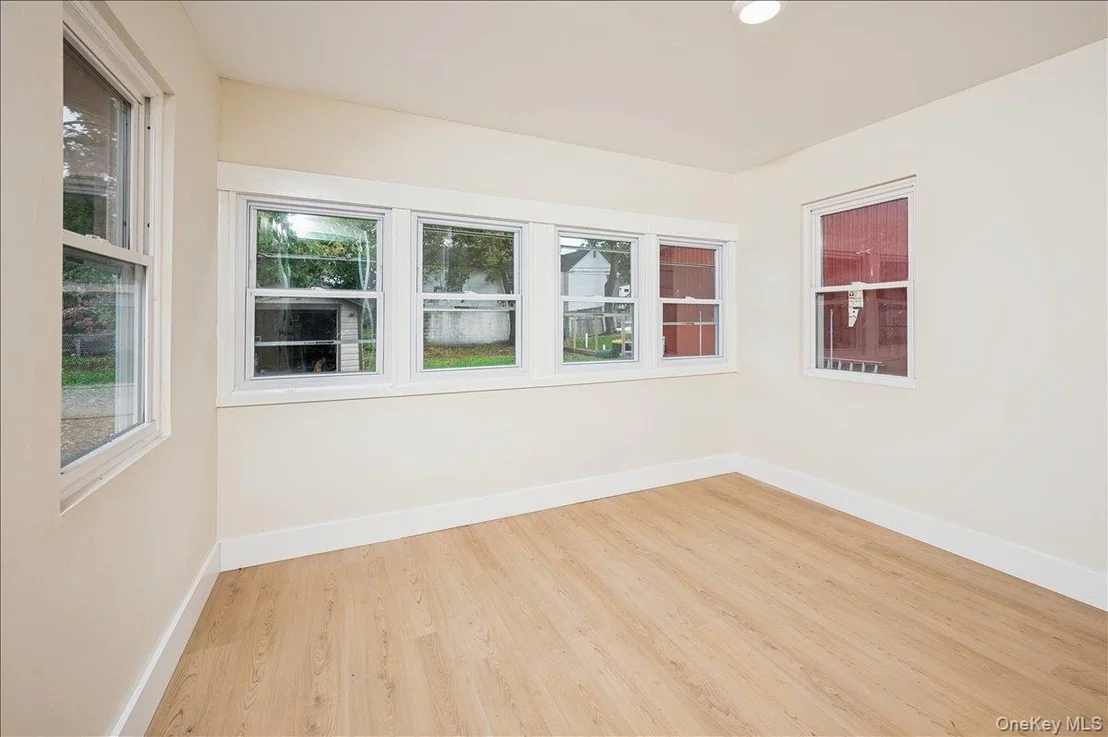 Photo of 9 Greenbush Drive