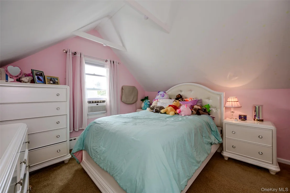 Photo of 26 Rhode Avenue