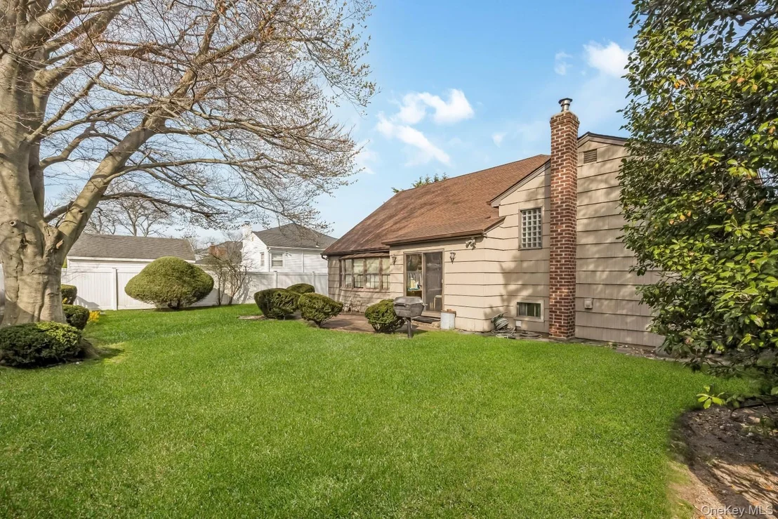 Photo of 1954 Brook Park Drive