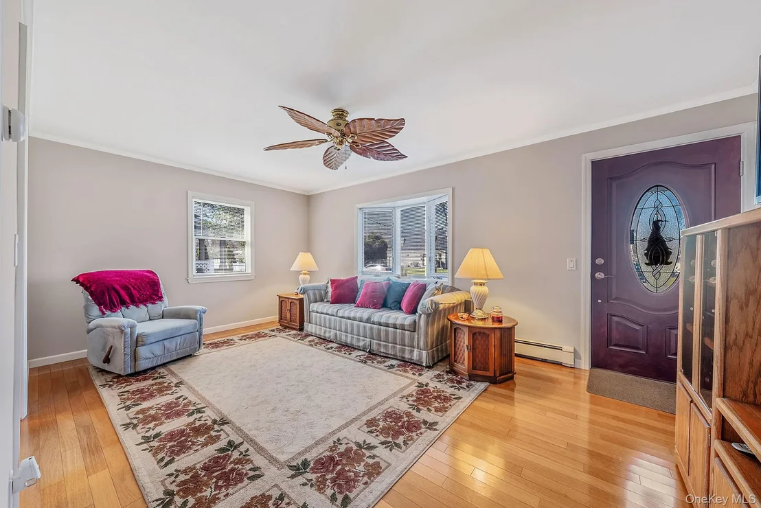 Photo of 47 Thorburn Avenue