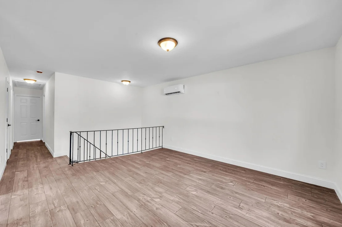 Photo of 61 Zenith Road