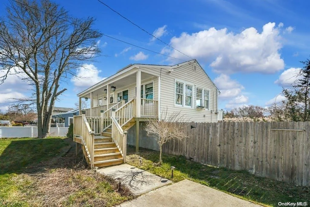 Photo of 237 Lyman Road