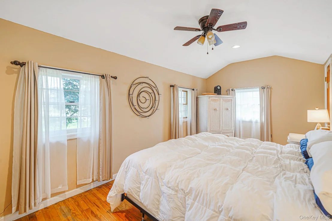 Photo of 229 4th Street
