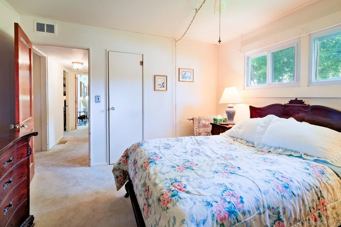 Photo of 121 Windermere Drive
