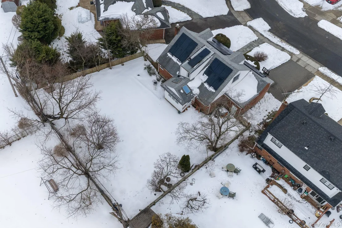 Photo of 225 Willets Lane