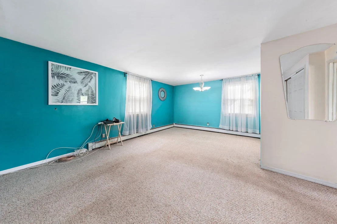 Photo of 1741 Meadowbrook Road