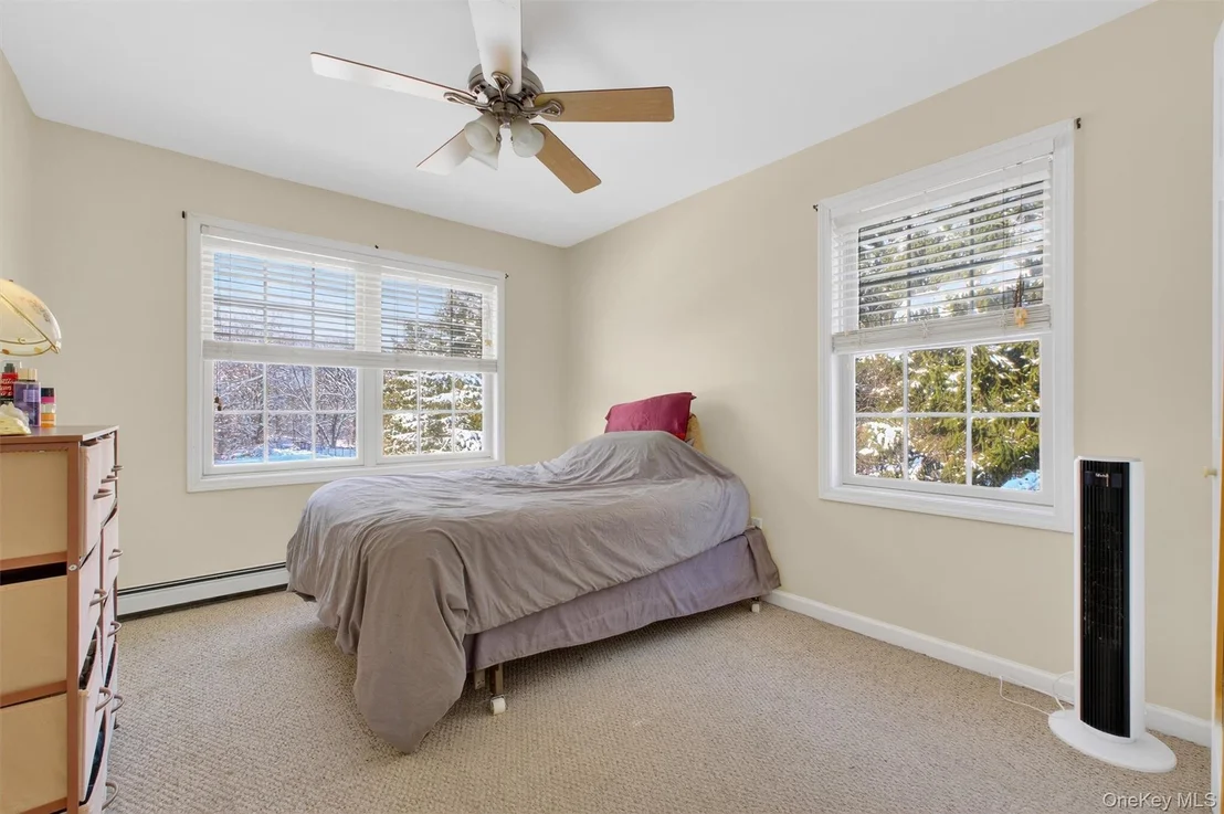 Photo of 192 Robinson Lane