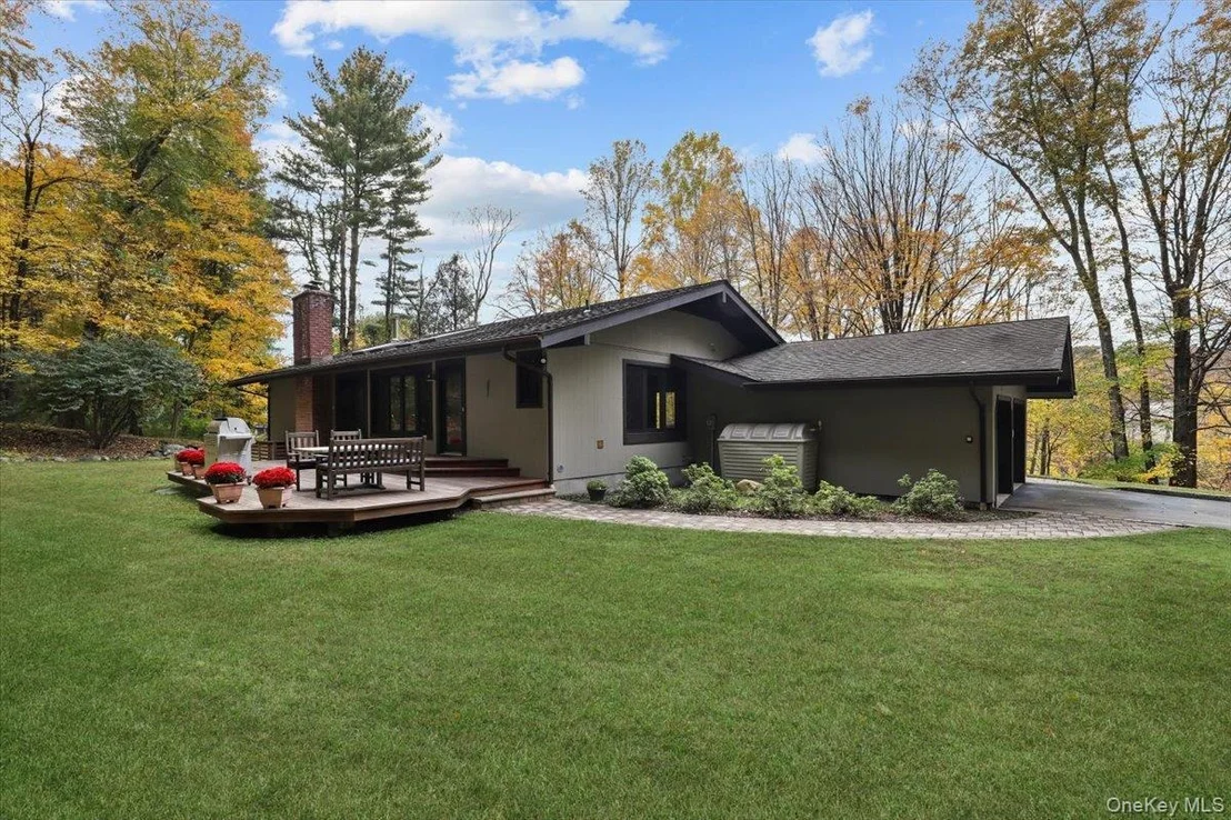 Photo of 20 Faraway Road