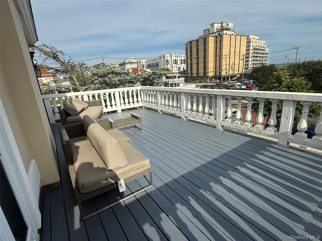 Photo of 159 Magnolia Boulevard