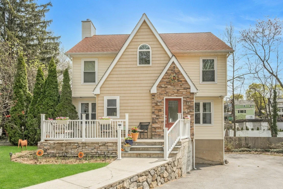 Photo of 1 Westminster Drive