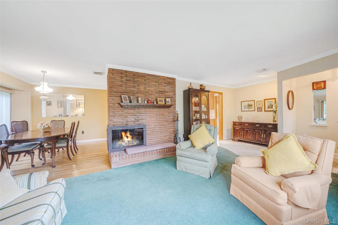 Photo of 190 Lake Drive