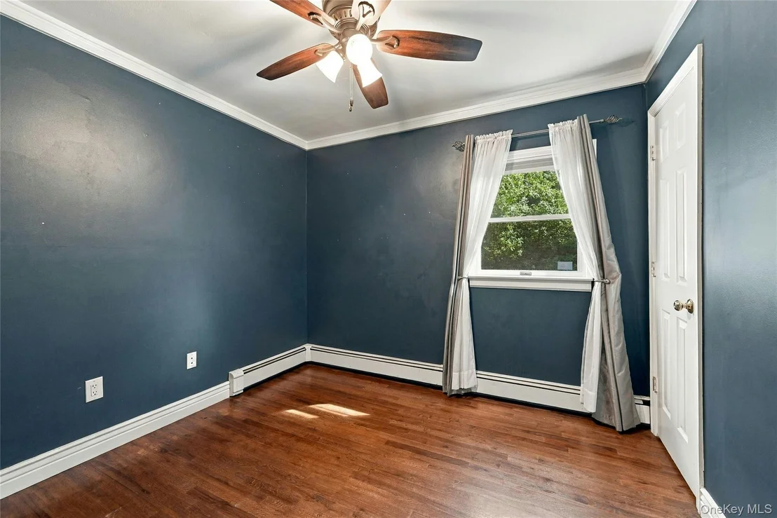Photo of 82 Oakwood Drive