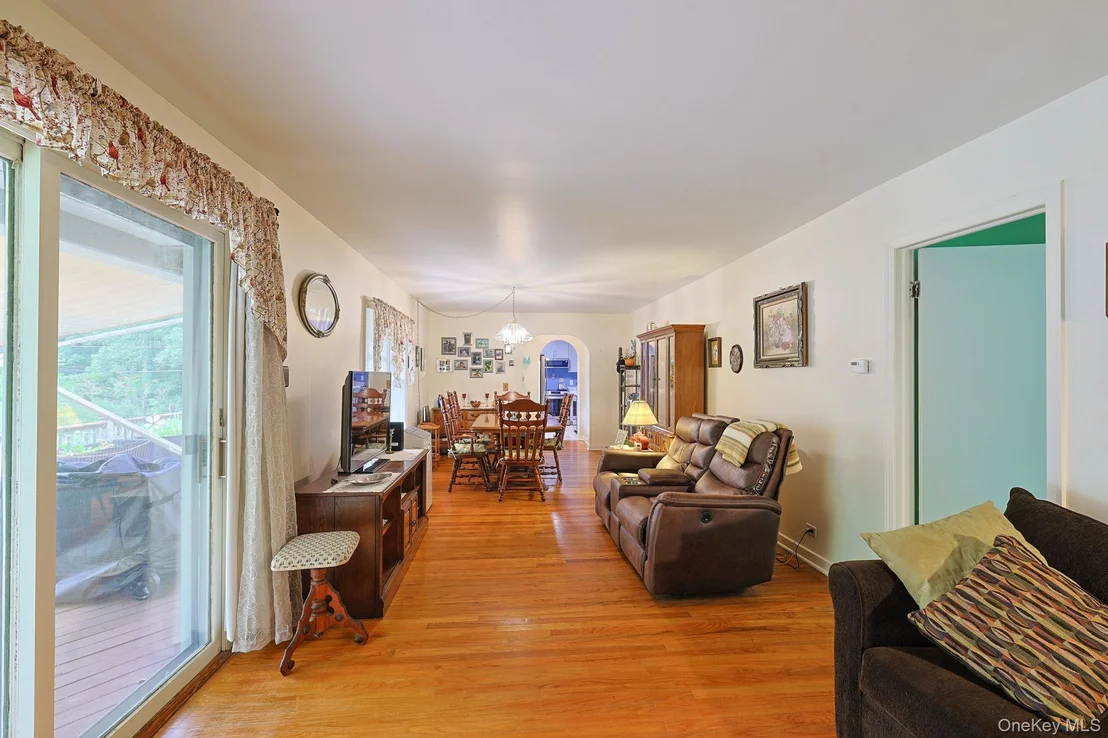 Photo of 408 Field Road