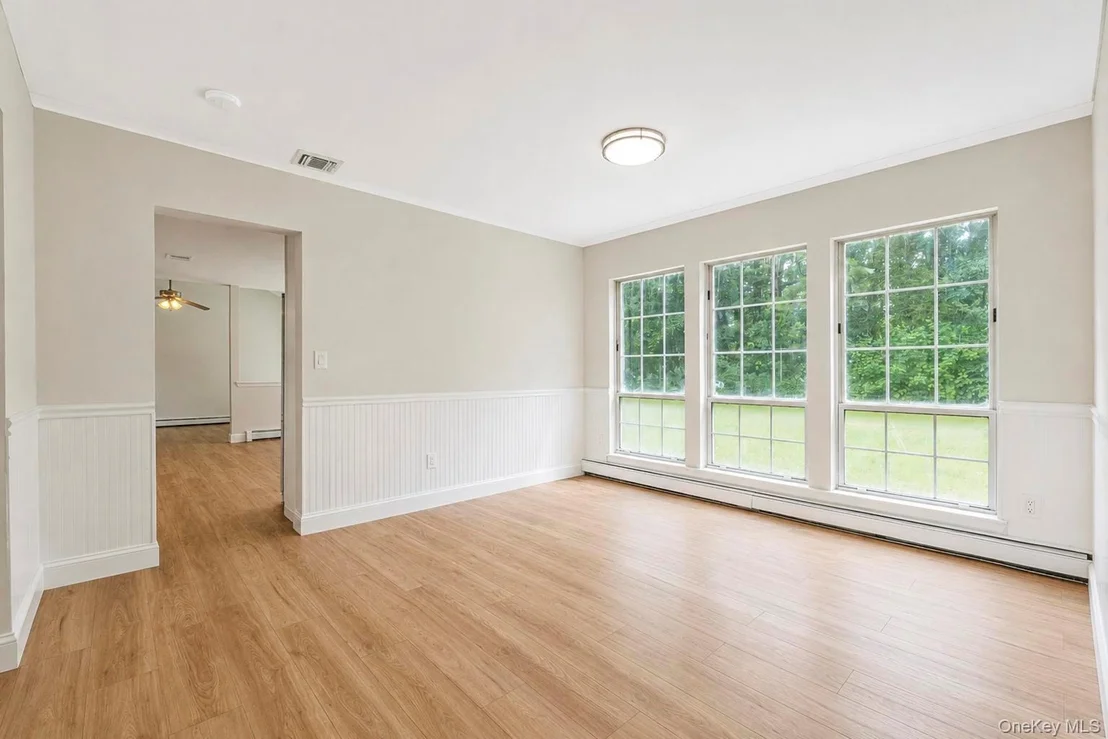 Photo of 11 Bates Lane