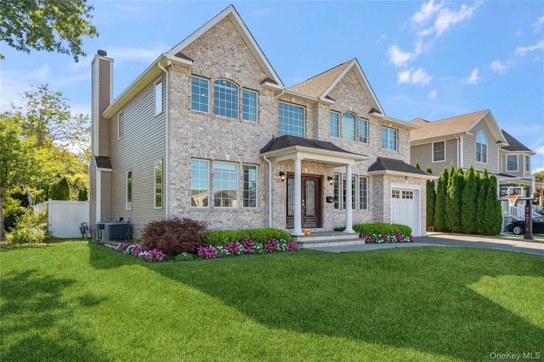 Photo of 55 Belmont Circle