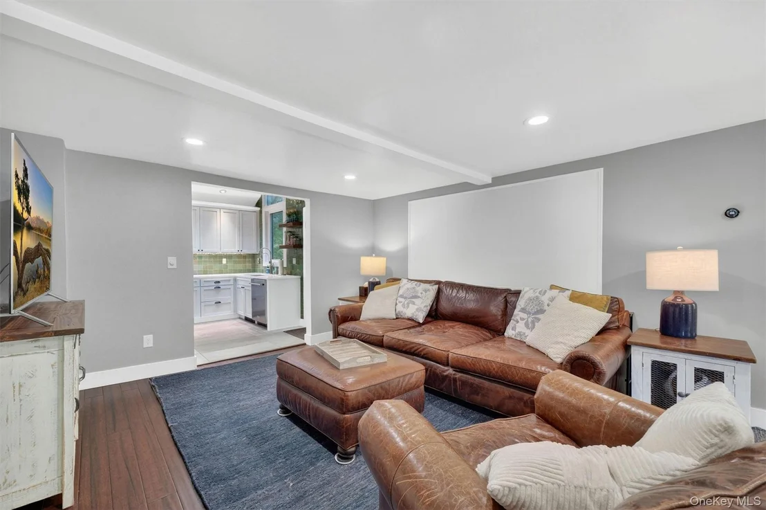 Photo of 71 Highland Drive