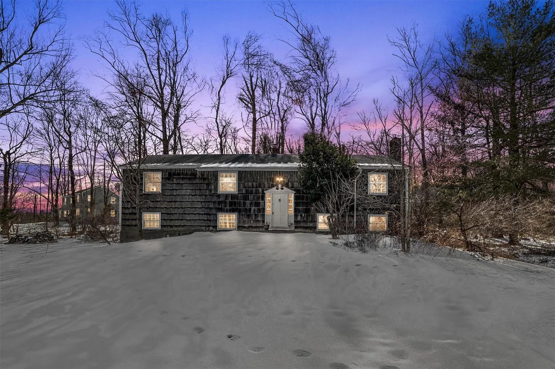 Photo of 255 Chadeayne Road